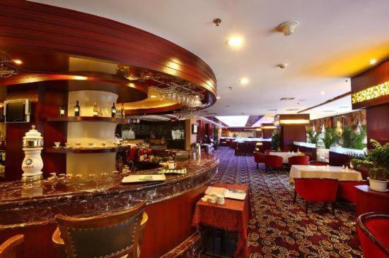 Weigela Park Hotel Dalian Restaurant photo